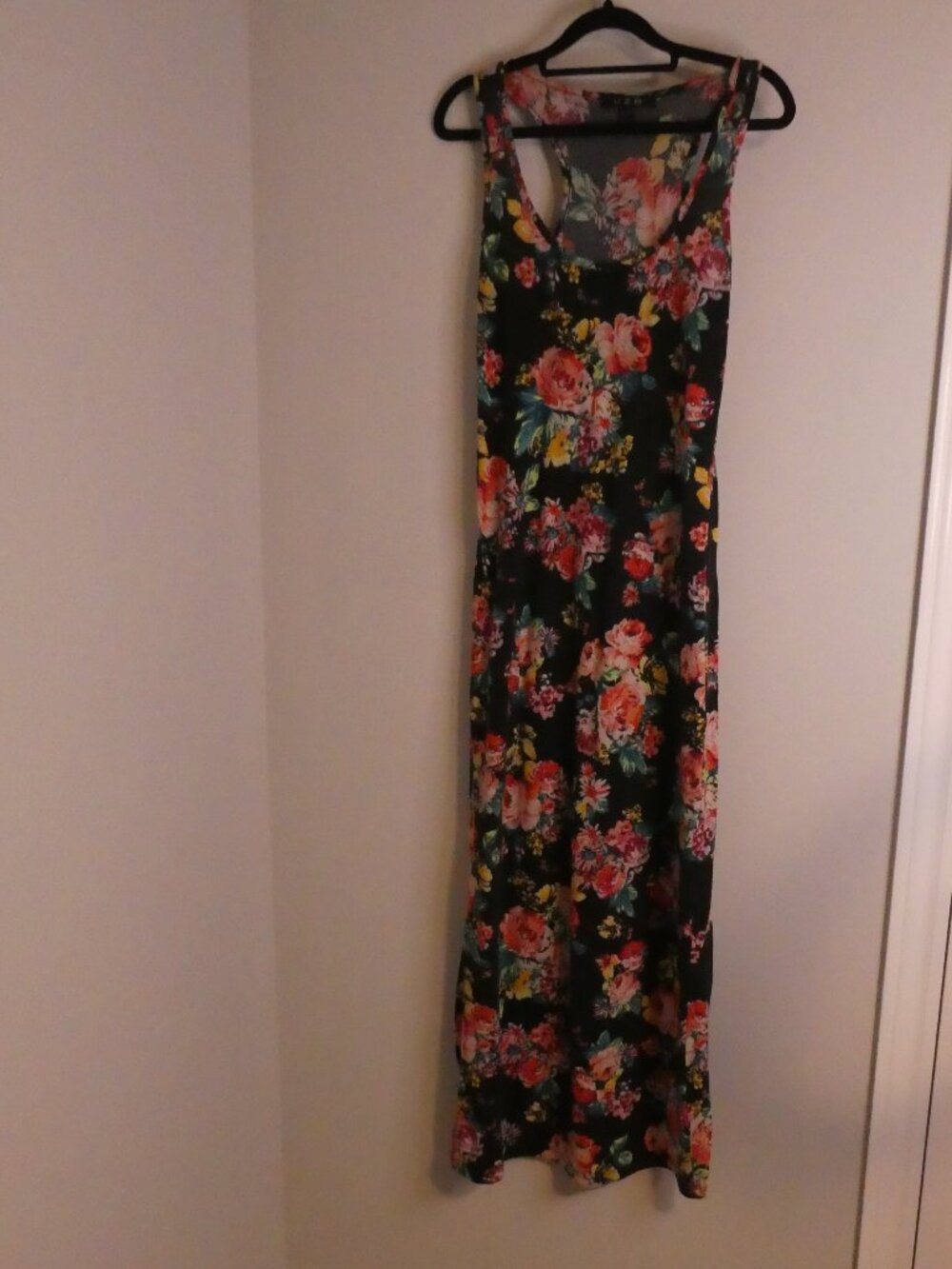 U2B - Urban Basics Floral Racerback Maxi Dress Black Multicolor - size medium